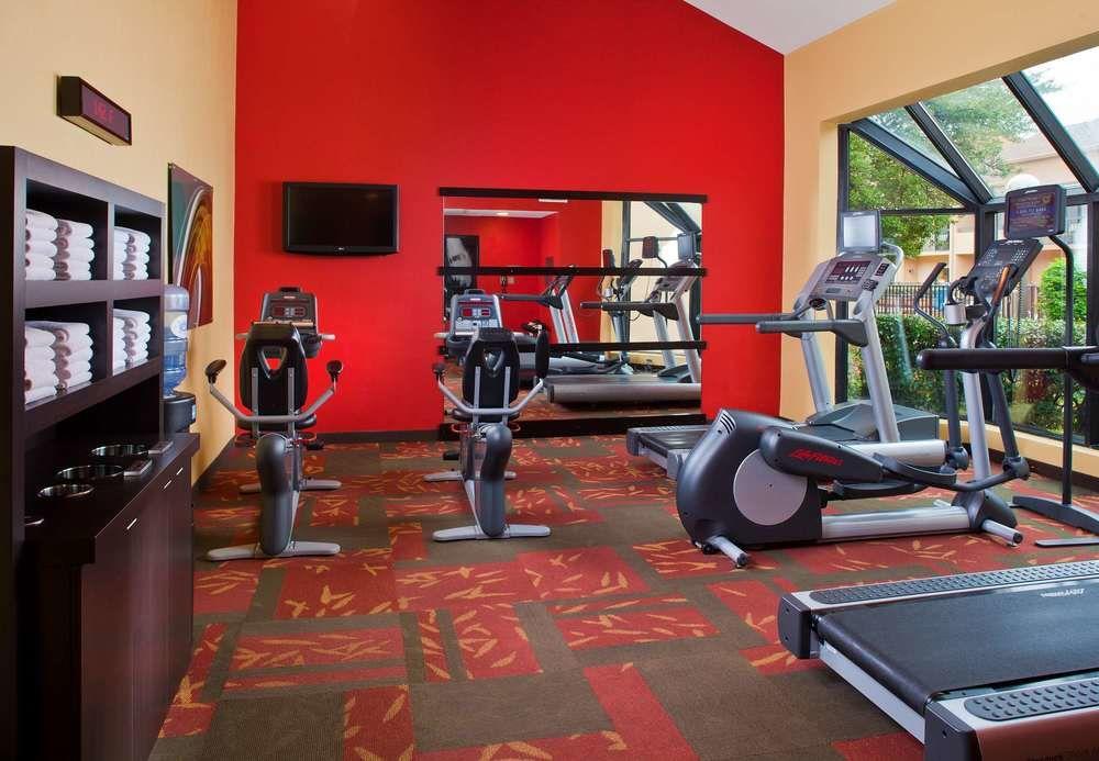 Courtyard By Marriott Memphis Airport Hotel Exterior foto